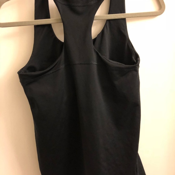 ✖️SOLD ✖️BUNDLE (3) RACERBACK TANK TOPS - Picture 4 of 8